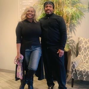 Meet your Posher, Gregory